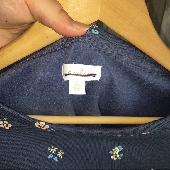 NWT Colsie Floral Crop Sweatshirt - Picture 3 of 4